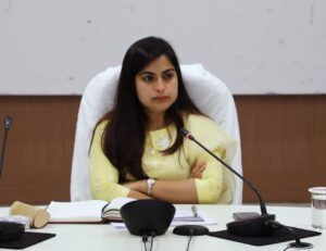 हमारे संज्ञान में है वहां की पूरी परेशानी हमें पता चला था कि उक्त ट्रेचिंग ग्राउंड को शिफ्ट करने की व्यवस्था की गई थी,कुछ कारणों से जो नहीं हो पाया,लेकिन हमने नगरपालिका और संबंधित विभागों के अधिकारियों से एक प्रेजेंटेशन प्रस्तुत करने को कहा है,जिसके ज़रिये हम उस समस्या का निराकरण करने की कोशिश करेंगे,ऐसा पता चला था कि उसकी टेंडर प्रक्रिया हो चुकी है।हम पता करके शीघ्र ही उक्त समस्या का निराकरण करेंगे,सोनिया मीना ज़िला कलेक्टर नर्मदापुरम।